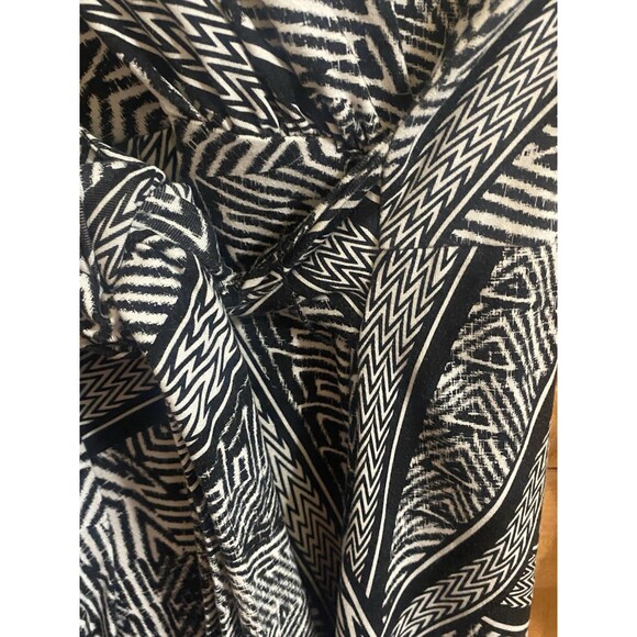 Adrianna Papell Wrap Mini Dress Belted Black White V-Neck Short Women's Size 8 - Picture 4 of 11